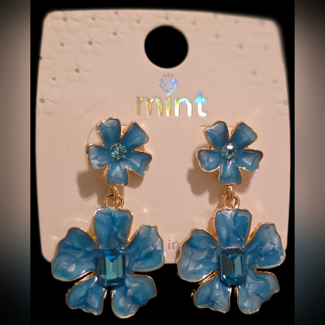 Blue Floral Drop Earrings 6$